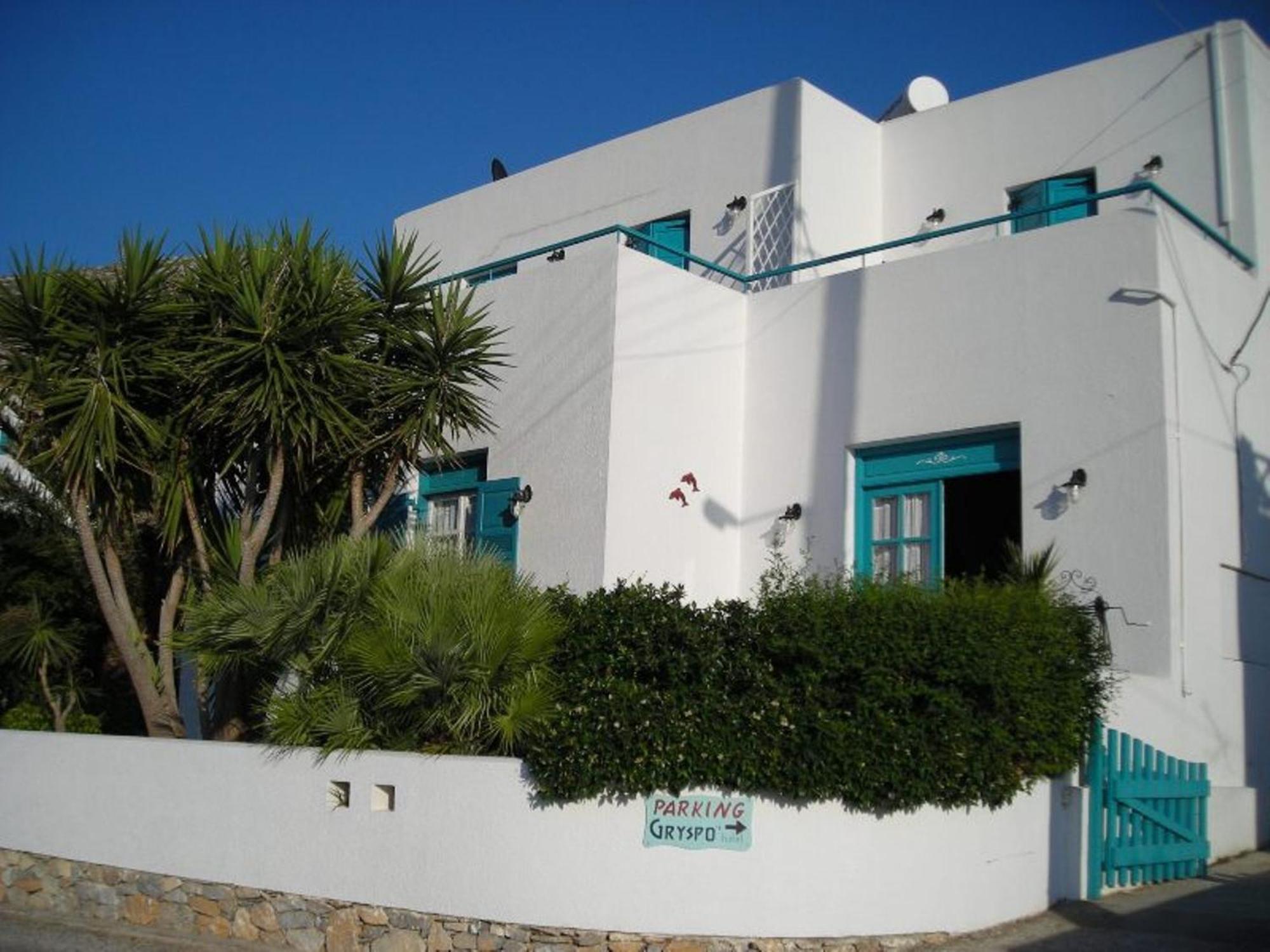 Gryspo'S Hotel Aegiali Exterior photo