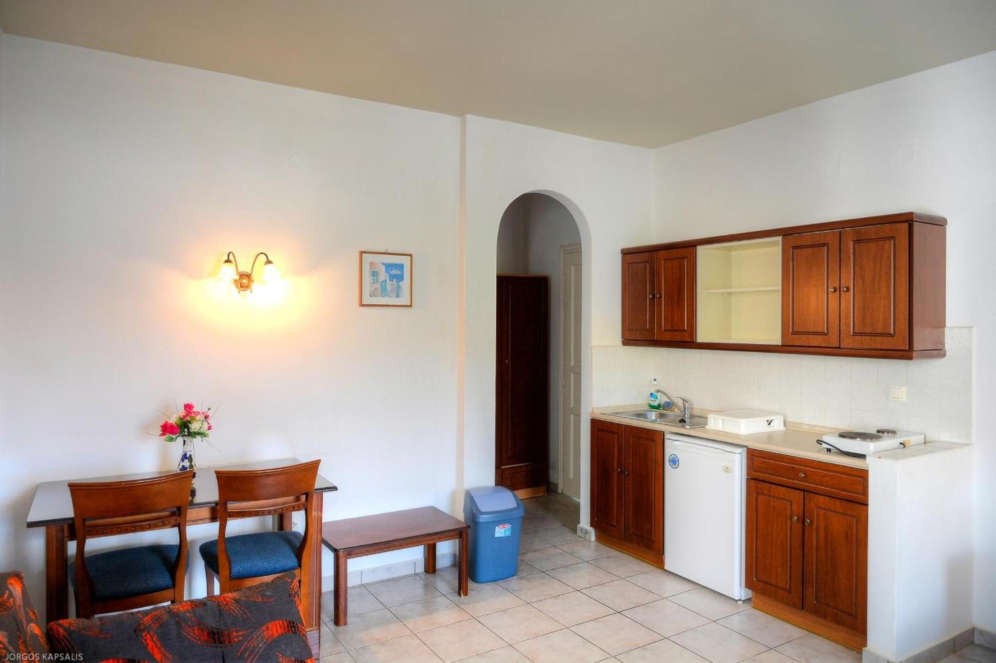 Gryspo'S Hotel Aegiali Room photo