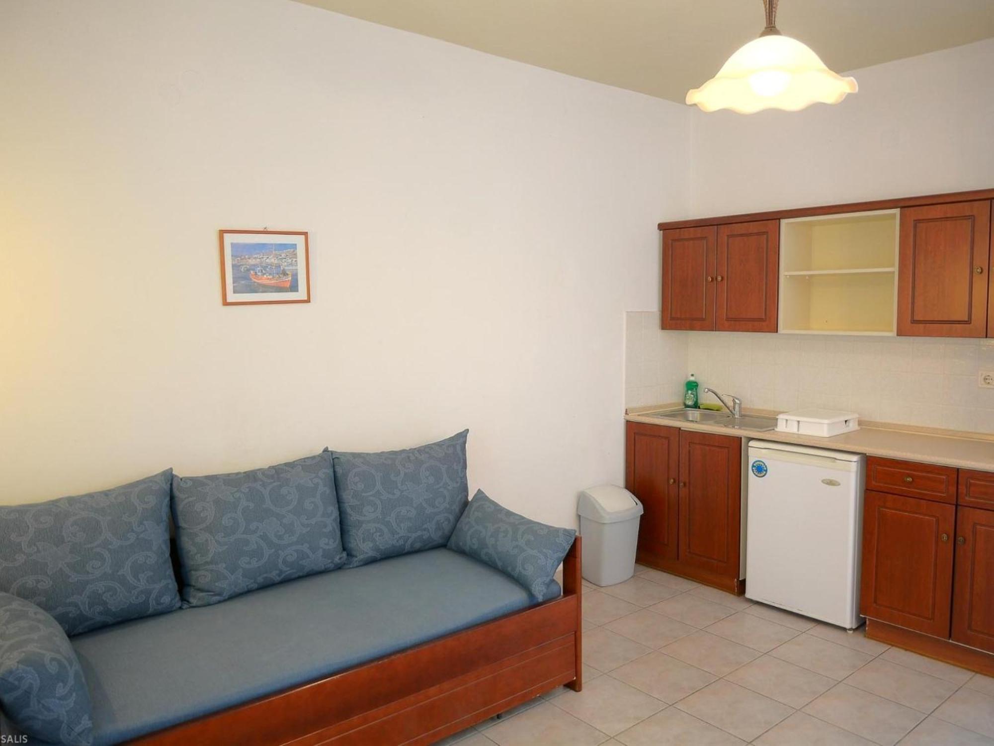 Gryspo'S Hotel Aegiali Room photo